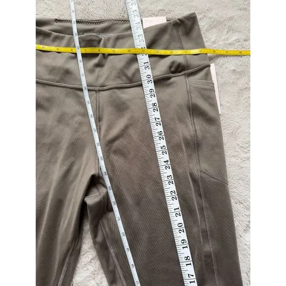 NWT Victoria's Secret Sport Essential 7/8 Leggings Olive Gray Size L - Picture 5 of 7